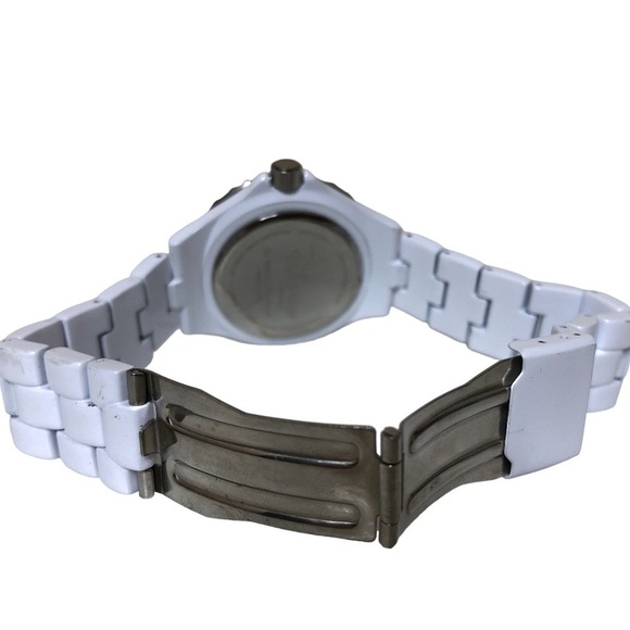 Disney's The Little Mermaid Ariel Women's Crystal Watch by Disney - Picture 3 of 8